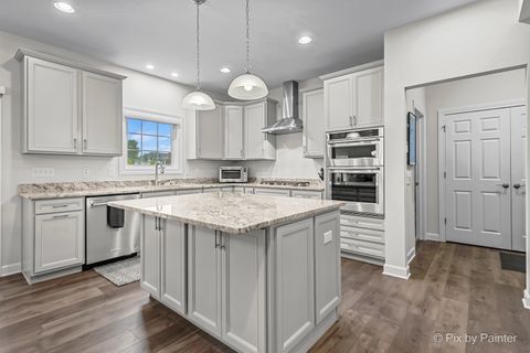Tiny photo for 04N200 Norton Lake Circle, Campton Hills, IL 60175 (MLS # 12648104)