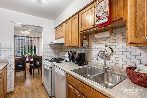 Tiny photo for 15718 Peggy Lane #2, Oak Forest, IL 60452 (MLS # 12471425)