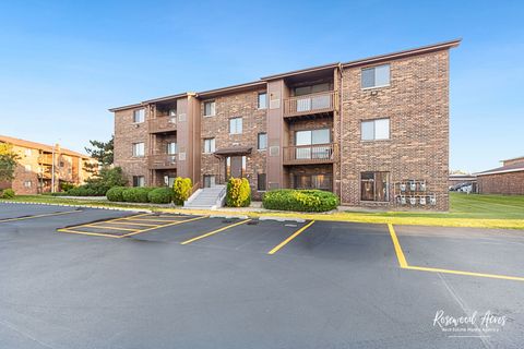 Photo of 15718 Peggy Lane #2, Oak Forest, IL 60452 (MLS # 12471425)