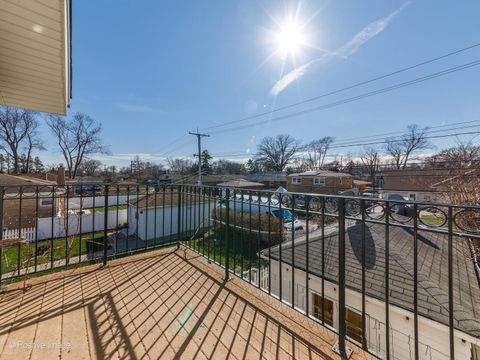 Tiny photo for 7520 Crawford Avenue, Skokie, IL 60077 (MLS # 12601284)