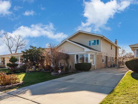 Tiny photo for 7520 Crawford Avenue, Skokie, IL 60077 (MLS # 12601284)