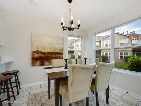 Tiny photo for 394 Woodview Circle #B, Elgin, IL 60120 (MLS # 12658781)