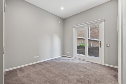Tiny photo for 2243 N GREENVIEW Avenue #D, Chicago, IL 60614 (MLS # 12476227)