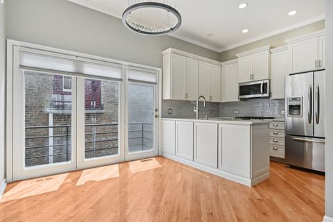 Tiny photo for 2243 N GREENVIEW Avenue #D, Chicago, IL 60614 (MLS # 12476227)