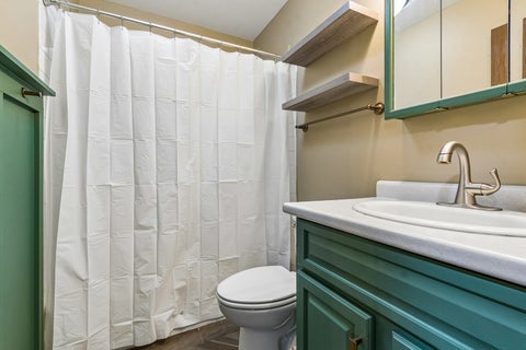 Tiny photo for 805 East Boulevard, McHenry, IL 60051 (MLS # 12778332)