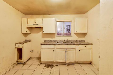 Tiny photo for 6733 S Throop Street, Chicago, IL 60636 (MLS # 12515962)