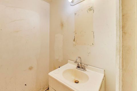 Tiny photo for 6733 S Throop Street, Chicago, IL 60636 (MLS # 12515962)