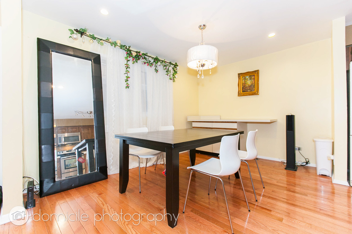 1330 N LaSalle Street 311