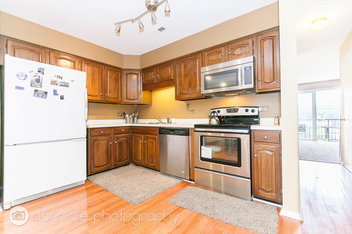 1330 N LaSalle Street 311