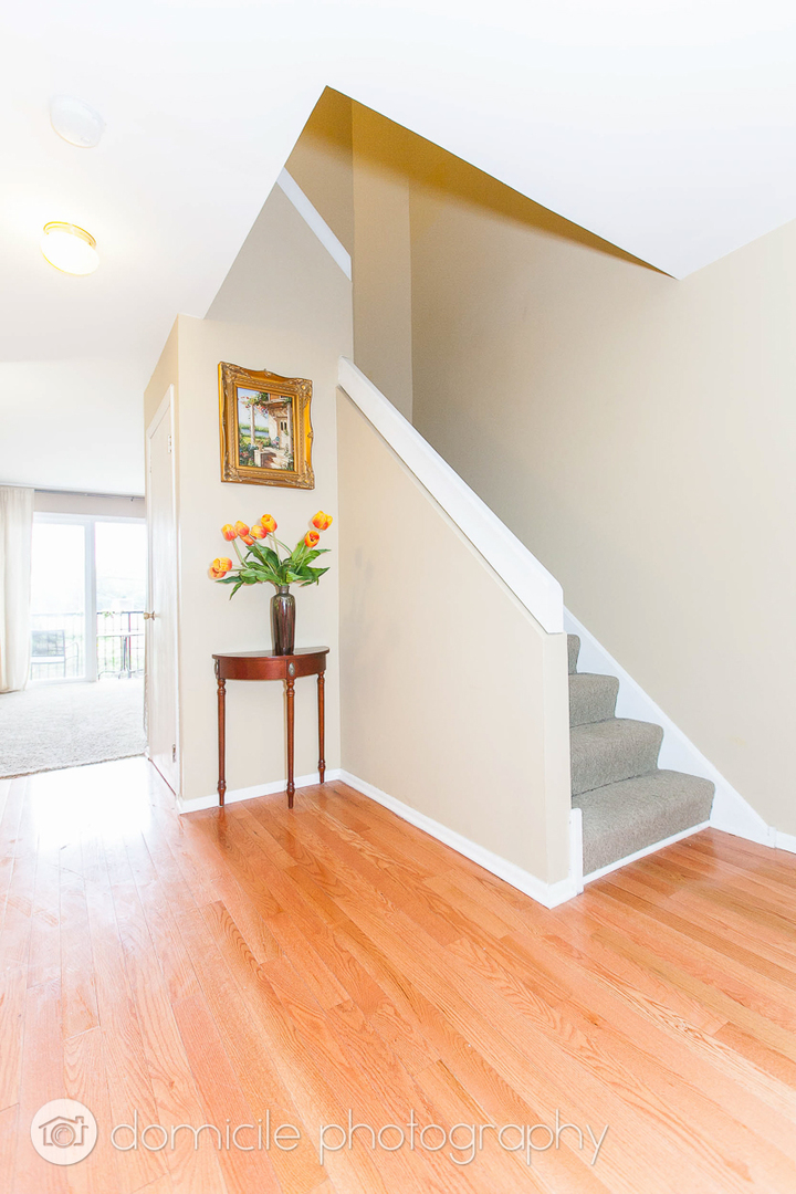 1330 N LaSalle Street 311
