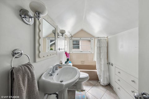 Tiny photo for 291 Oak Street, Glen Ellyn, IL 60137 (MLS # 12789178)