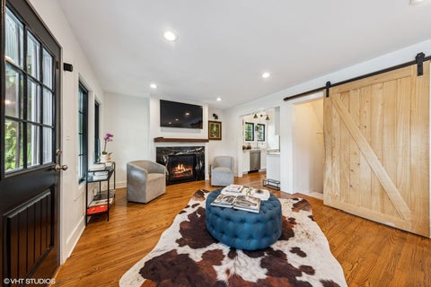 Tiny photo for 291 Oak Street, Glen Ellyn, IL 60137 (MLS # 12789178)