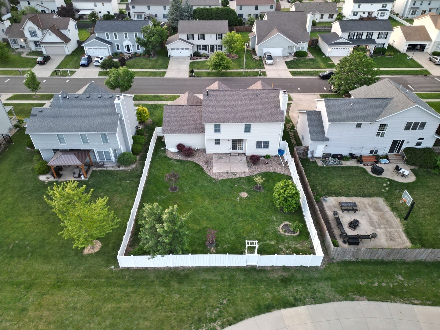 3125 Old Jamestown Road