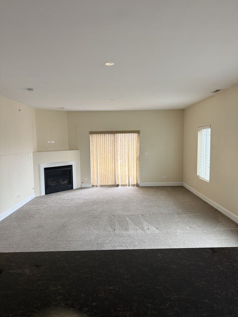 6961 Vine Street 301