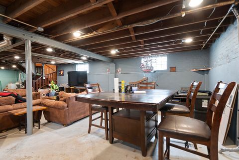 Tiny photo for 10833 S Avenue M, Chicago, IL 60617 (MLS # 12583345)