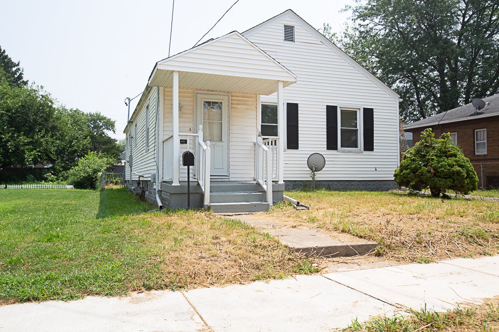 618 Maple Street
