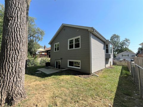 A home in Rolling Meadows