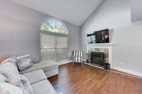 Tiny photo for 1204 N Knollwood Drive, Palatine, IL 60067 (MLS # 12678092)