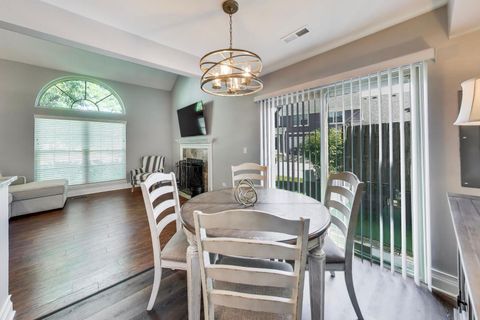 Tiny photo for 1204 N Knollwood Drive, Palatine, IL 60067 (MLS # 12678092)