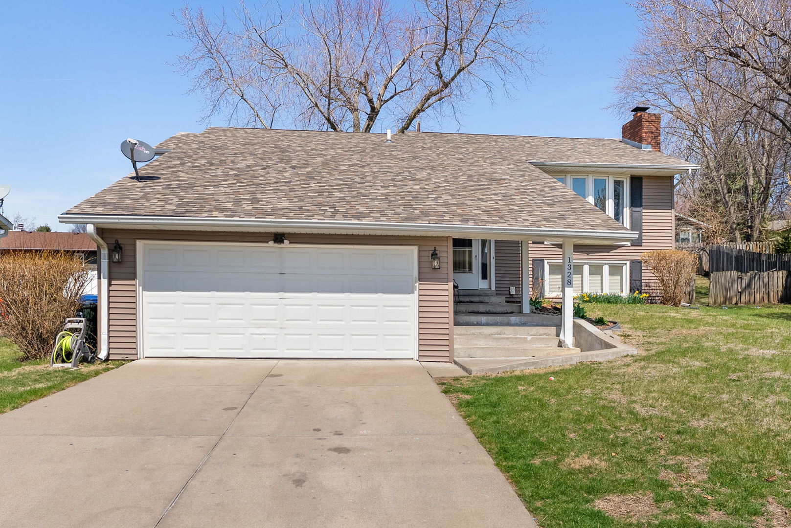 1328 W 47th Court