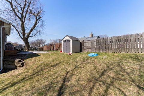 Tiny photo for 1328 W 47th Court, Davenport, IA 52806 (MLS # 12607492)