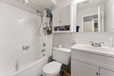 Tiny photo for 1328 W 47th Court, Davenport, IA 52806 (MLS # 12607492)