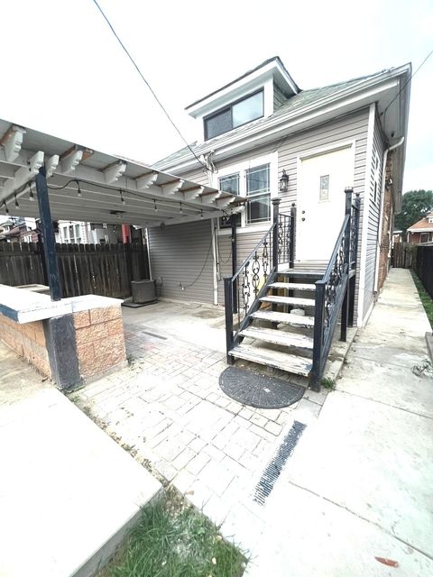 Tiny photo for 7324 S Oakley Avenue, Chicago, IL 60636 (MLS # 12503191)