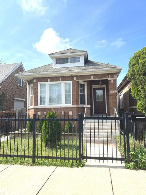 7324 S Oakley Avenue Chicago IL 60636