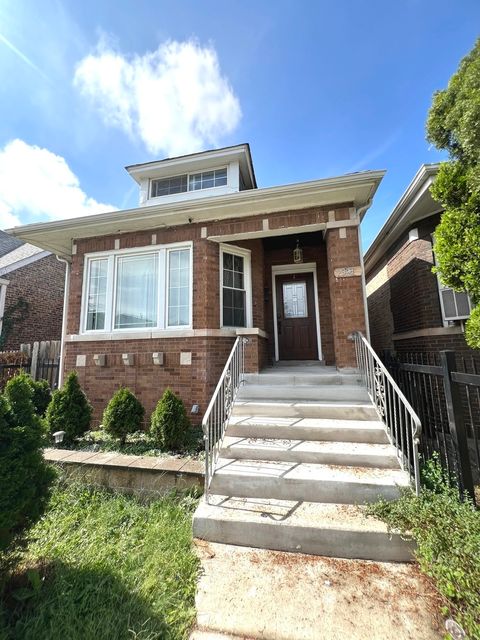 Tiny photo for 7324 S Oakley Avenue, Chicago, IL 60636 (MLS # 12503191)