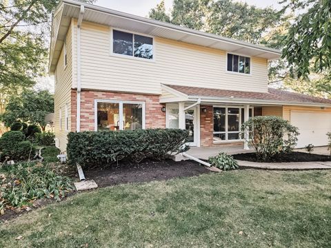 Photo of 5384 Crestdale Drive, Rockford, IL 61114 (MLS # 12504677)