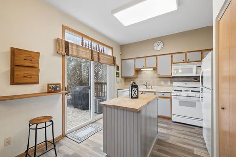 Tiny photo for 21508 Franklin Circle, Plainfield, IL 60544 (MLS # 12592885)