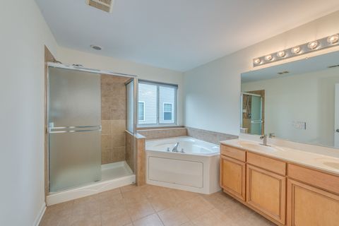 Tiny photo for 171 Silbury Drive, Bartlett, IL 60103 (MLS # 12429897)