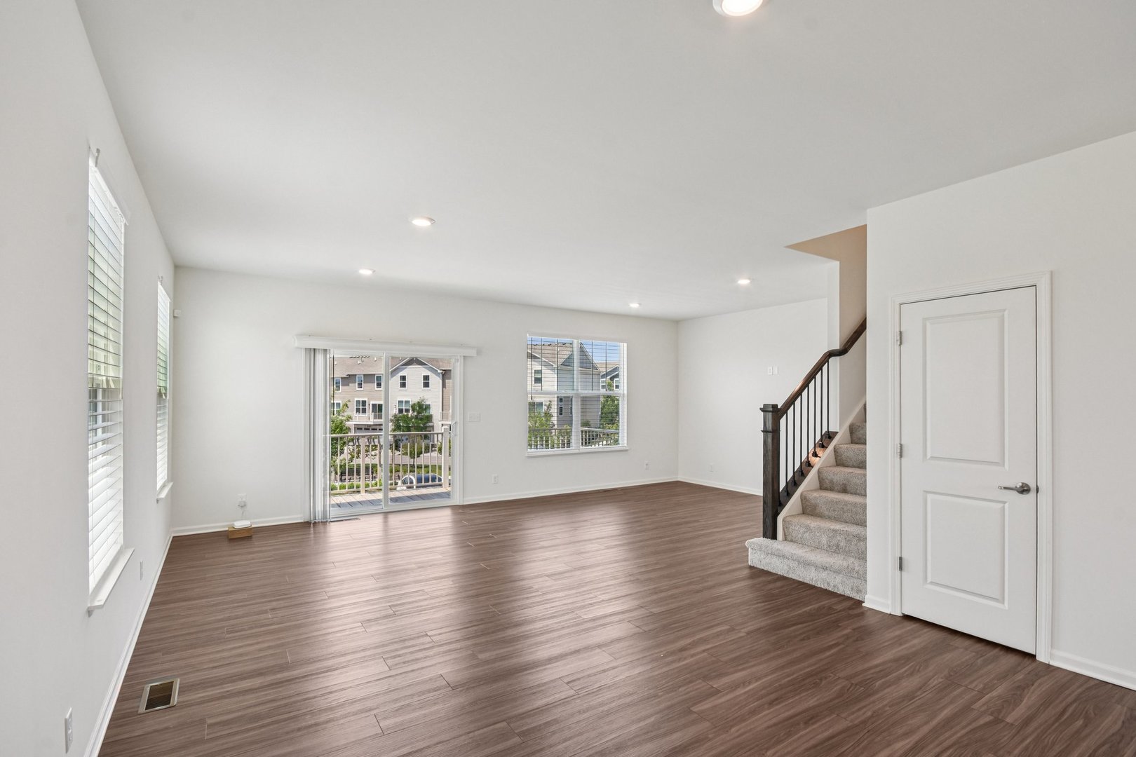 1085 Moraine Drive