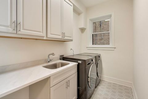 Tiny photo for 1201 E Madison Park Drive #3, Chicago, IL 60615 (MLS # 12601588)