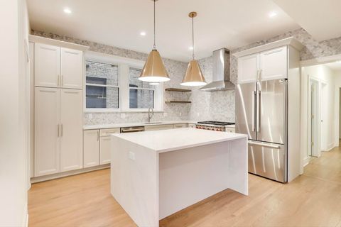 Tiny photo for 1201 E Madison Park Drive #3, Chicago, IL 60615 (MLS # 12601588)