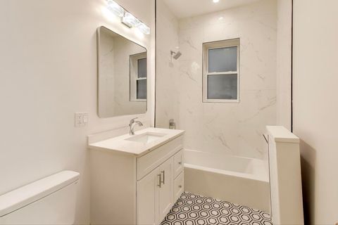 Tiny photo for 1201 E Madison Park Drive #3, Chicago, IL 60615 (MLS # 12601588)