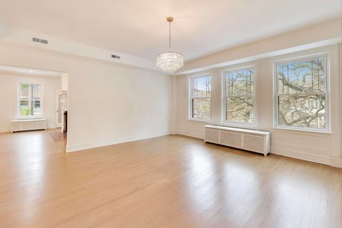 Tiny photo for 1201 E Madison Park Drive #3, Chicago, IL 60615 (MLS # 12601588)