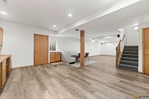 Tiny photo for 396 E 17th Place, Lombard, IL 60148 (MLS # 12453142)