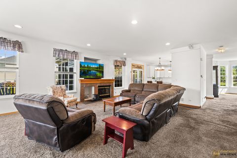 Tiny photo for 396 E 17th Place, Lombard, IL 60148 (MLS # 12453142)