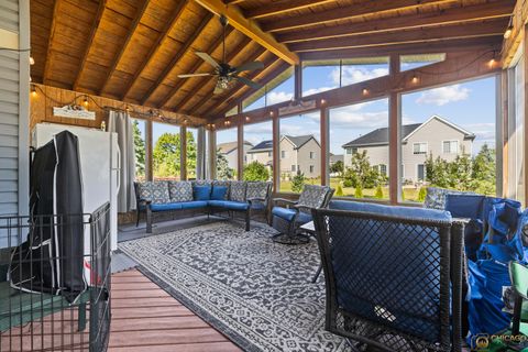 Tiny photo for 396 E 17th Place, Lombard, IL 60148 (MLS # 12453142)