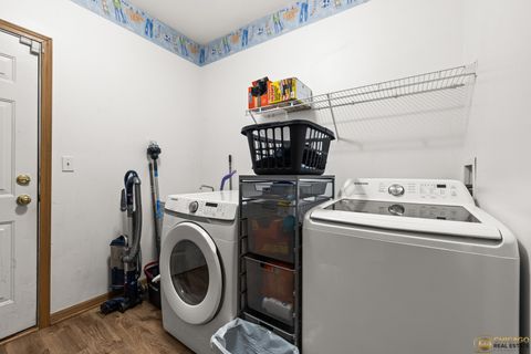 Tiny photo for 396 E 17th Place, Lombard, IL 60148 (MLS # 12453142)