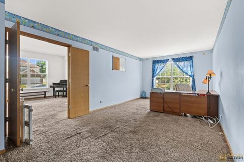 Tiny photo for 396 E 17th Place, Lombard, IL 60148 (MLS # 12453142)