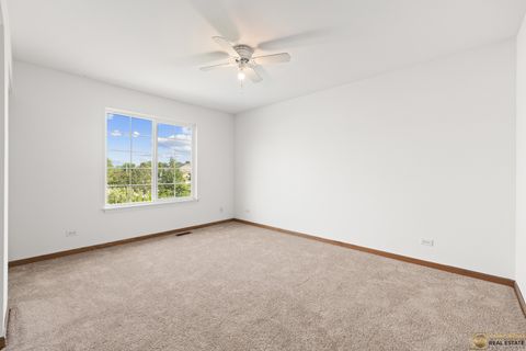 Tiny photo for 396 E 17th Place, Lombard, IL 60148 (MLS # 12453142)