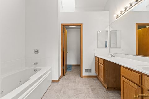 Tiny photo for 396 E 17th Place, Lombard, IL 60148 (MLS # 12453142)