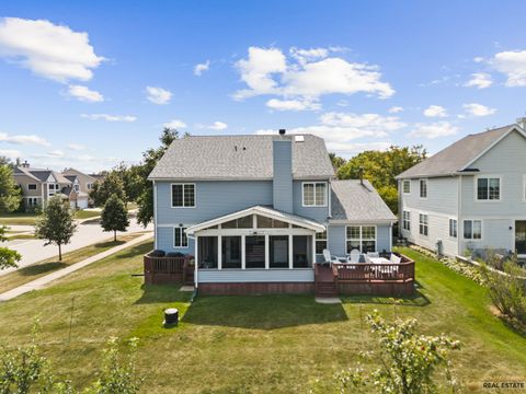 Tiny photo for 396 E 17th Place, Lombard, IL 60148 (MLS # 12453142)