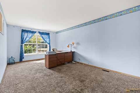 Tiny photo for 396 E 17th Place, Lombard, IL 60148 (MLS # 12453142)