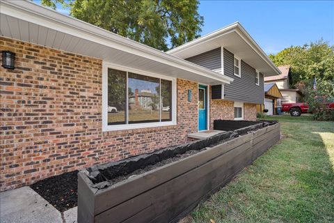 Tiny photo for 206 N McLean Street, Hudson, IL 61748 (MLS # 12477037)