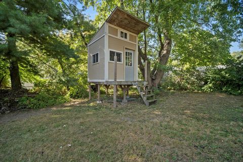 Tiny photo for 206 N McLean Street, Hudson, IL 61748 (MLS # 12477037)