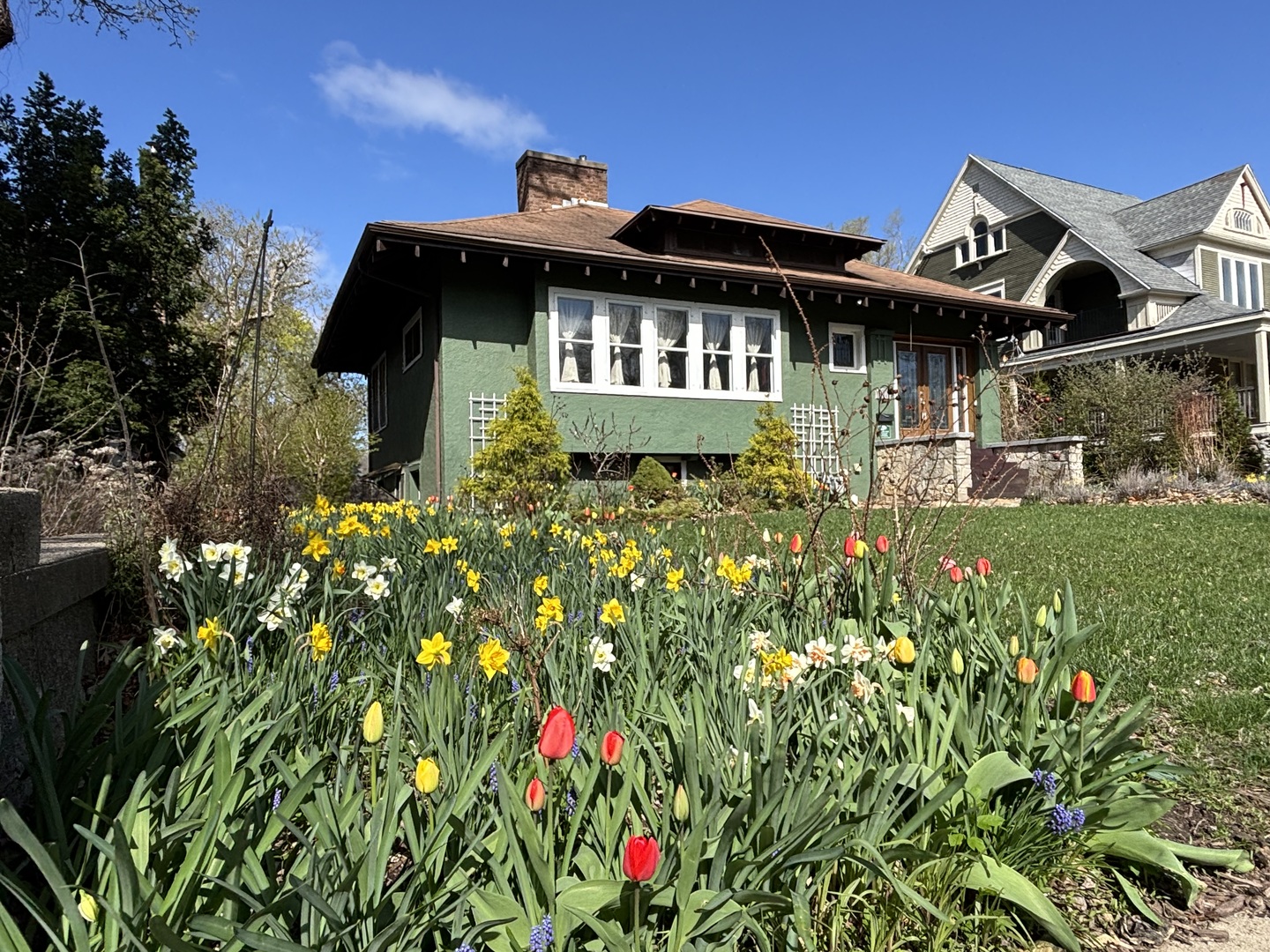 704 N Division Street