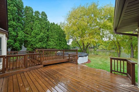 Tiny photo for 607 Cherrywood Drive, North Aurora, IL 60542 (MLS # 12483340)